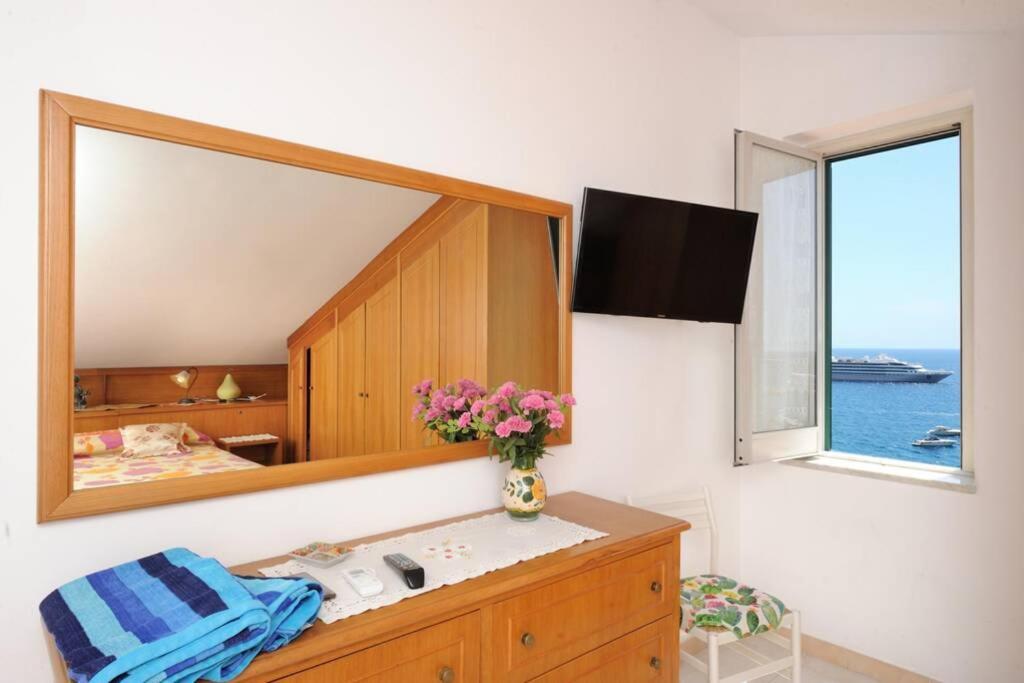 Mamma Rosanna - Apartment In Amalfi With Terrace Exterior foto